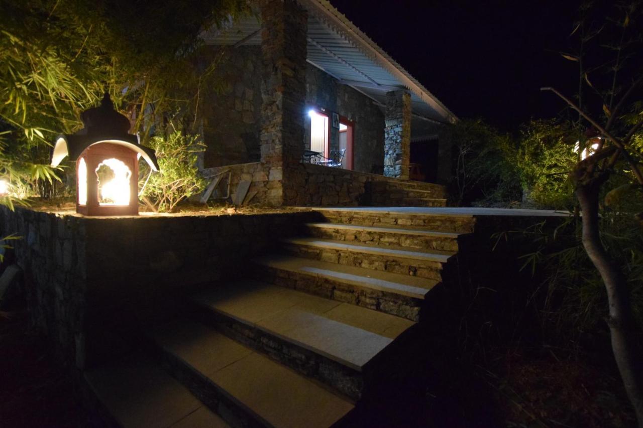 The Sky Imperial Jungle Camp Resort Кумбалгарх Екстериор снимка
