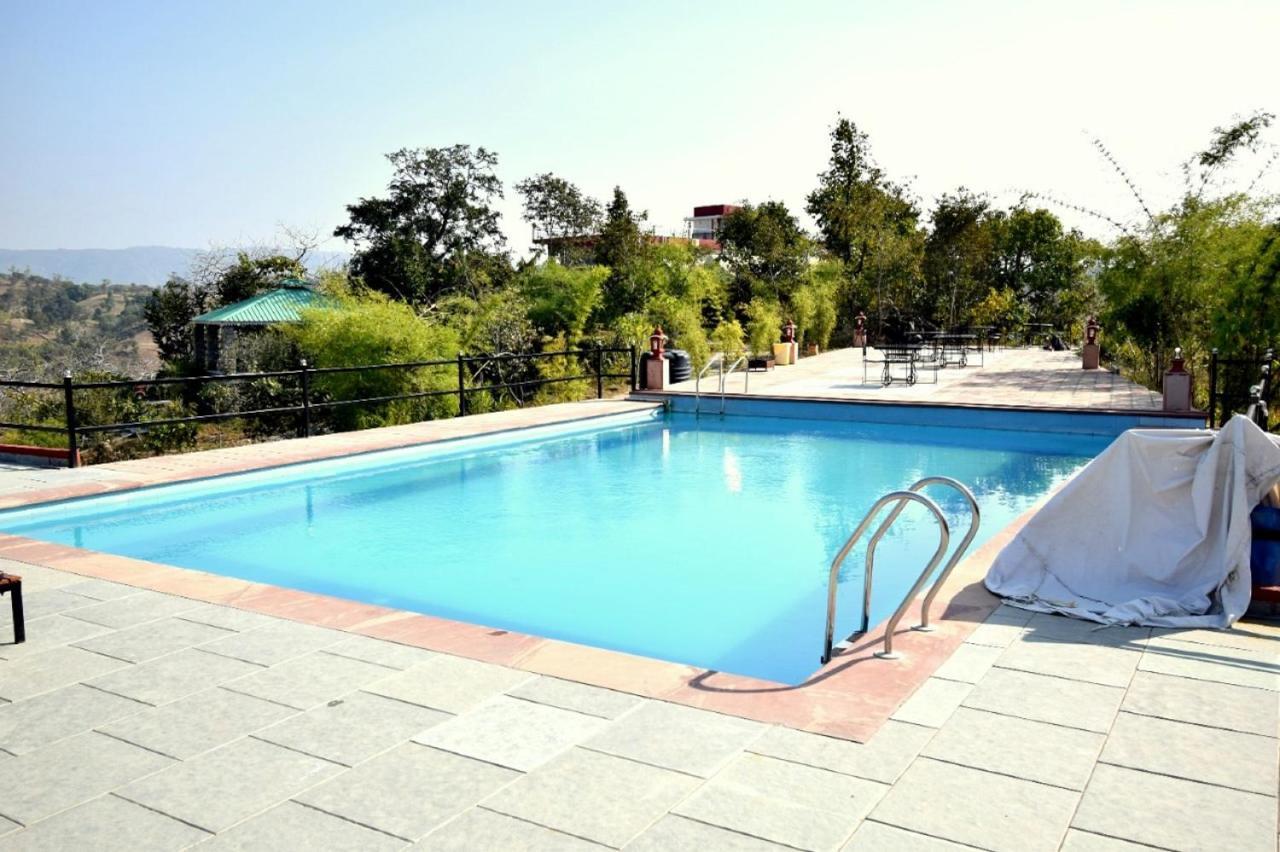 The Sky Imperial Jungle Camp Resort Кумбалгарх Екстериор снимка