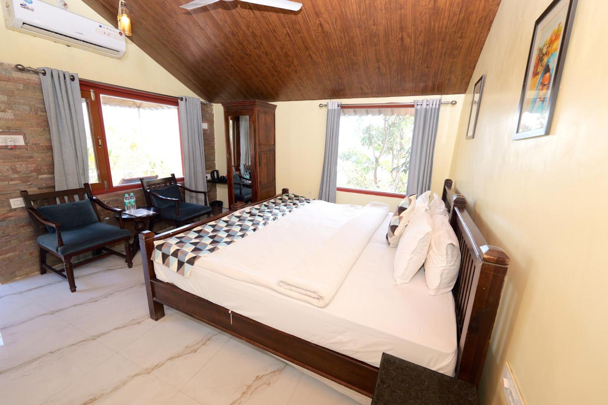 The Sky Imperial Jungle Camp Resort Кумбалгарх Екстериор снимка