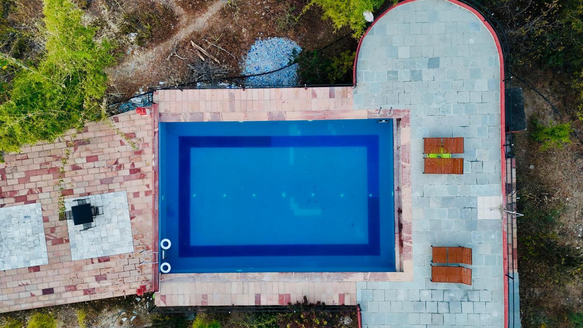 The Sky Imperial Jungle Camp Resort Кумбалгарх Екстериор снимка